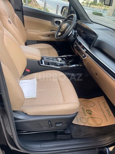 Kia Sorento-21