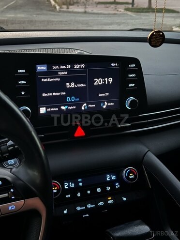 Hyundai Elantra 2022, 98,000 km - 1.6 л - Bakı