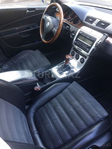Volkswagen Passat 2008, 255,000 km - 1.8 l - Qax