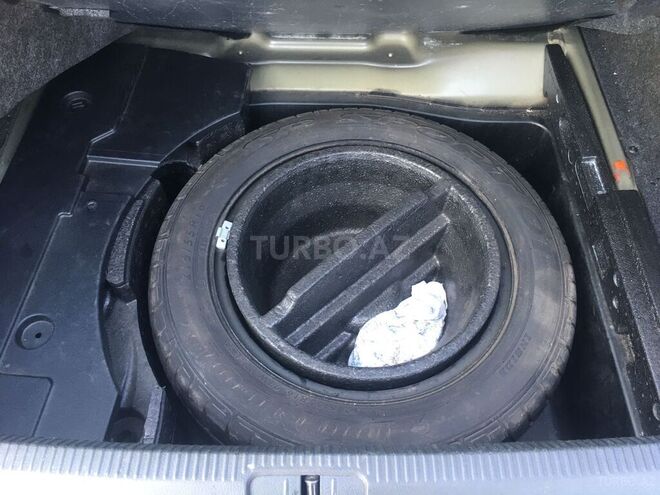 Volkswagen Passat 2008, 255,000 km - 1.8 l - Qax