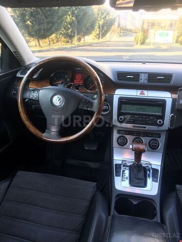 Volkswagen Passat 2008, 255,000 km - 1.8 l - Qax
