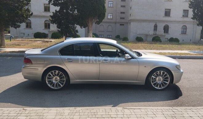 BMW 740 2005, 298,000 km - 4.0 l - Bakı