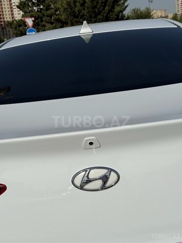 Hyundai Elantra 2019, 43,000 km - 1.6 l - Bakı