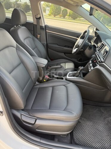 Hyundai Elantra 2019, 43,000 km - 1.6 l - Bakı