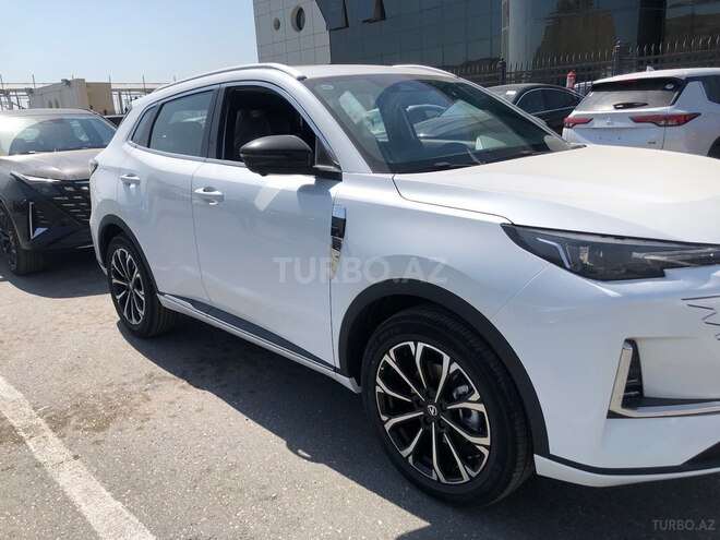 Changan CS 55 Plus 2025, 0 km - 1.5 л - Bakı
