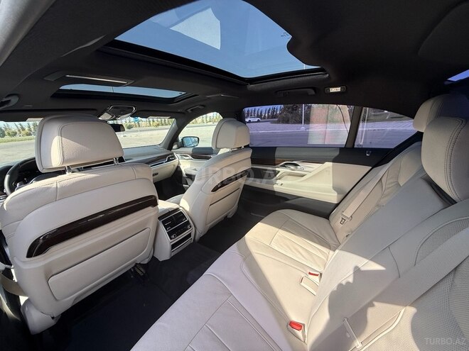 BMW 740 2019, 129,500 km - 3.0 l - Bakı