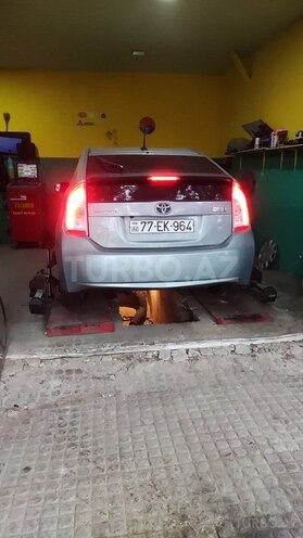 Toyota Prius 2014, 312,213 km - 1.8 л - Bakı