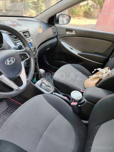 Hyundai Accent 2012, 129,067 km - 1.6 l - Bakı