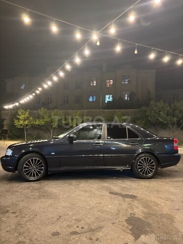Mercedes C 200 1997, 302,000 km - 2.0 л - Bakı