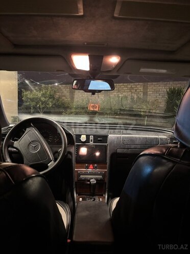 Mercedes C 200 1997, 302,000 km - 2.0 л - Bakı