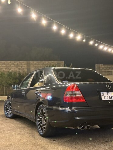 Mercedes C 200 1997, 302,000 km - 2.0 л - Bakı
