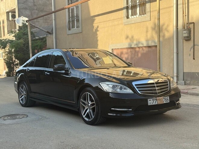 Mercedes S 550 2010, 215,000 km - 2.5 l - Bakı