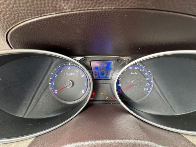 Hyundai Tucson 2011, 180,000 km - 2.0 л - Xırdalan