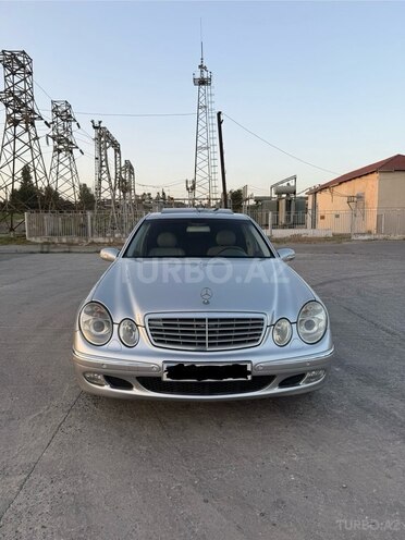 Mercedes E 240 2004, 245,000 km - 2.6 l - Bakı