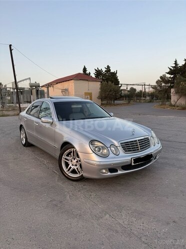 Mercedes E 240 2004, 245,000 km - 2.6 l - Bakı