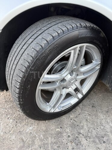 Mercedes E 240 2004, 245,000 km - 2.6 l - Bakı