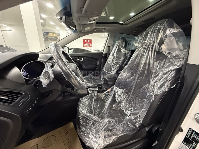 Hyundai ix35-14