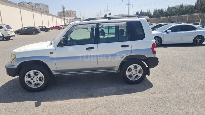 Mitsubishi Pajero io 1998, 425,000 km - 1.8 л - Bakı