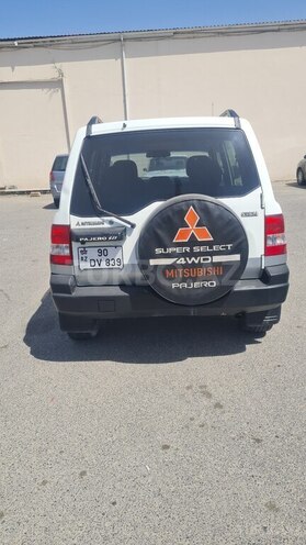 Mitsubishi Pajero io 1998, 425,000 km - 1.8 л - Bakı