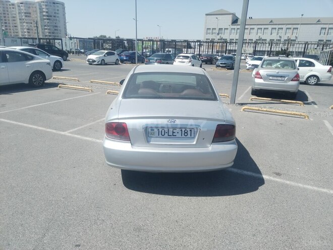 Hyundai Sonata 2003, 280,000 km - 2.0 l - Bakı
