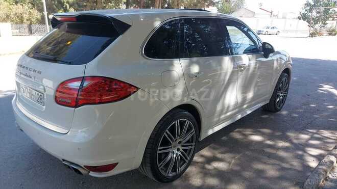 Porsche Cayenne 2010, 172,700 km - 4.8 l - Bakı