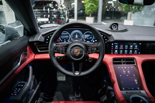 Porsche Taycan-9