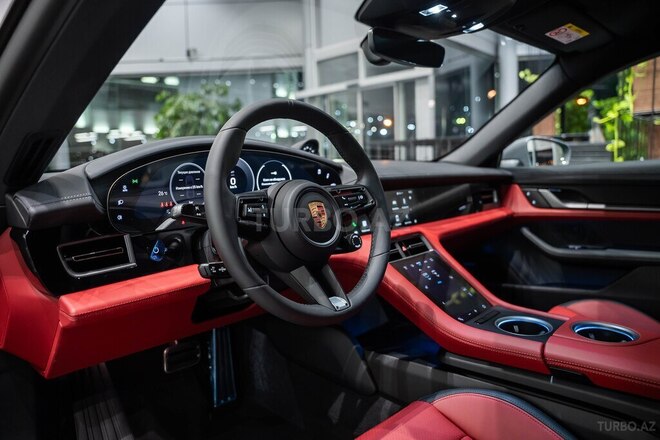 Porsche Taycan-10