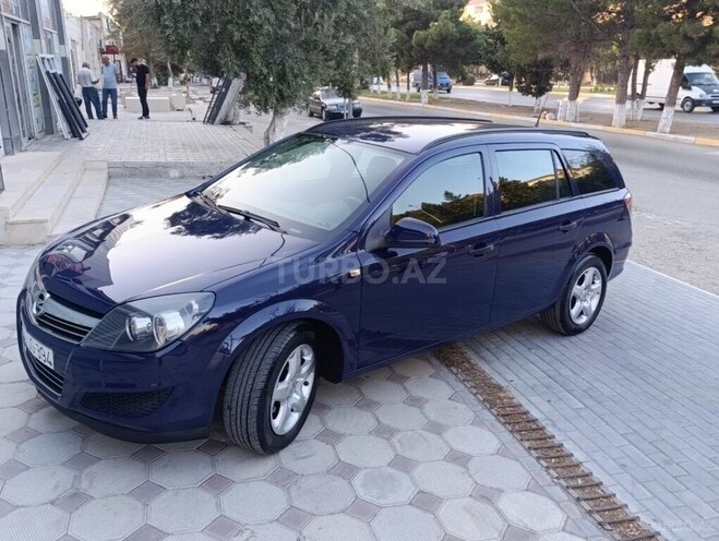Opel Astra 2009, 365,487 km - 1.4 l - Sumqayıt