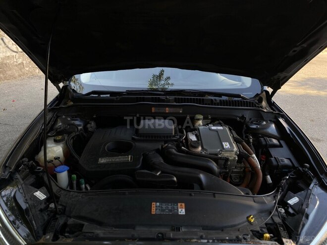 Ford Fusion (North America)-8