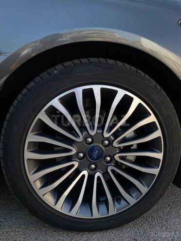 Ford Fusion (North America)-15