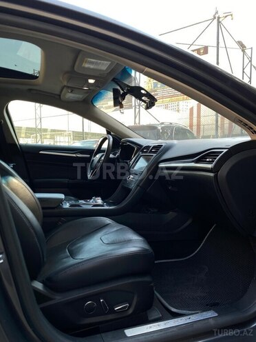 Ford Fusion (North America)-20