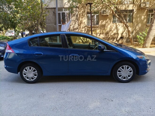 Honda Insight-5