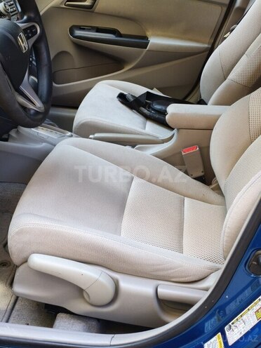 Honda Insight-9