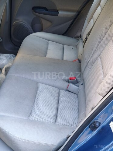 Honda Insight-8