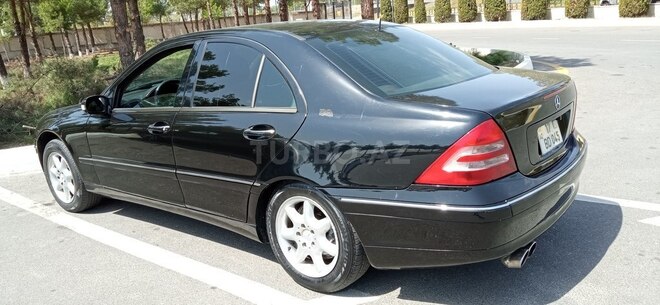 Mercedes C 240 2002, 250,000 km - 2.6 l - Şəki