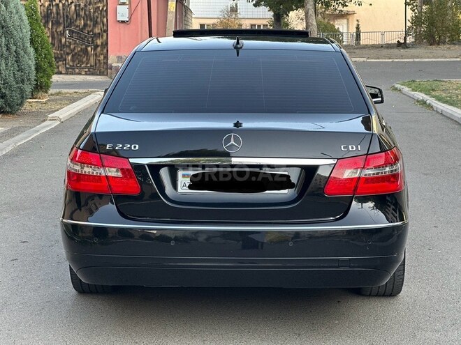 Mercedes E 220 2010, 210,000 km - 2.1 л - Gəncə