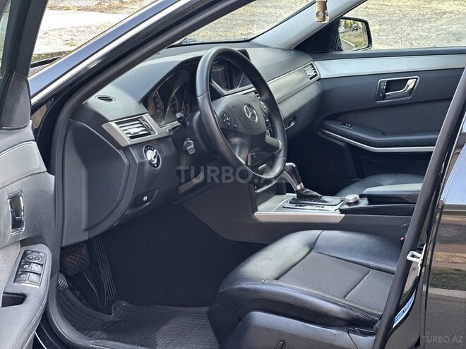 Mercedes E 220 2010, 210,000 km - 2.1 л - Gəncə