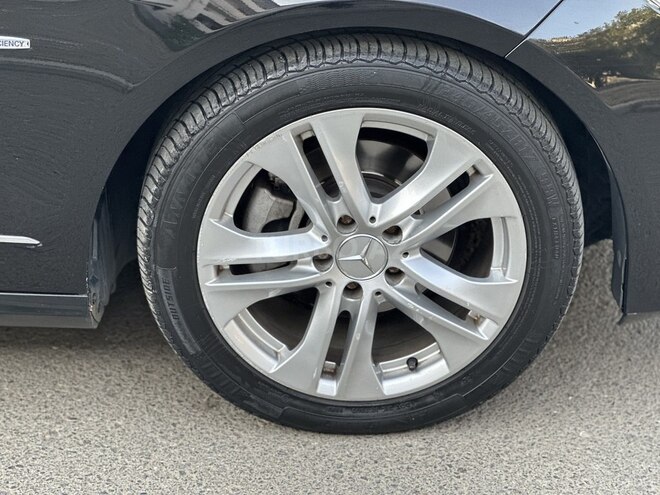 Mercedes E 220 2010, 210,000 km - 2.1 л - Gəncə