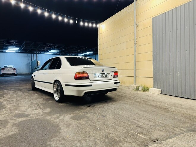 BMW 530 2002, 295,000 km - 2.0 l - Bakı