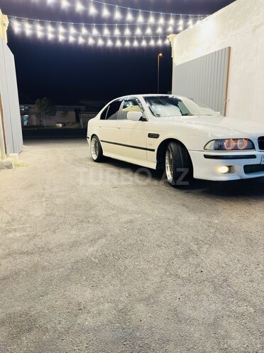 BMW 530 2002, 295,000 km - 2.0 l - Bakı