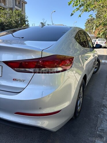 Hyundai Avante 2016, 126,237 km - 1.6 l - Bakı
