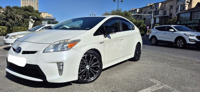 Toyota Prius 2014, 300,000 km - 1.8 l - Bakı