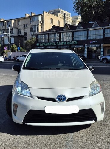 Toyota Prius 2014, 300,000 km - 1.8 l - Bakı