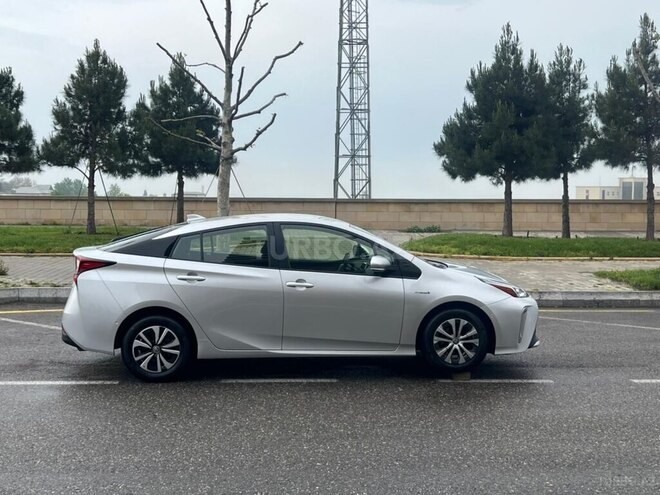 Toyota Prius 2021, 140,000 km - 1.8 l - Bakı