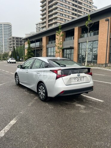 Toyota Prius 2021, 140,000 km - 1.8 l - Bakı
