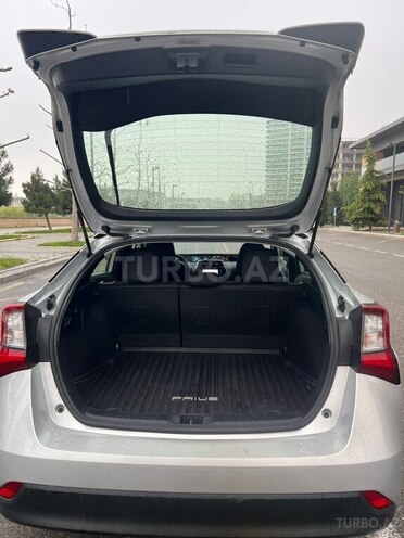 Toyota Prius 2021, 140,000 km - 1.8 l - Bakı