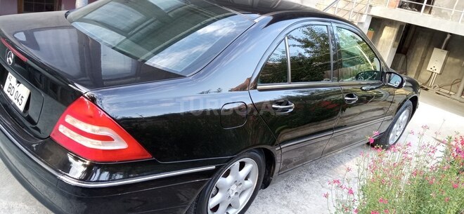 Mercedes C 240 2002, 250,000 km - 2.6 l - Şəki