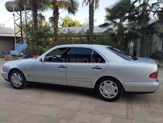 Mercedes E 200 1996, 466,321 km - 2.0 l - Masallı