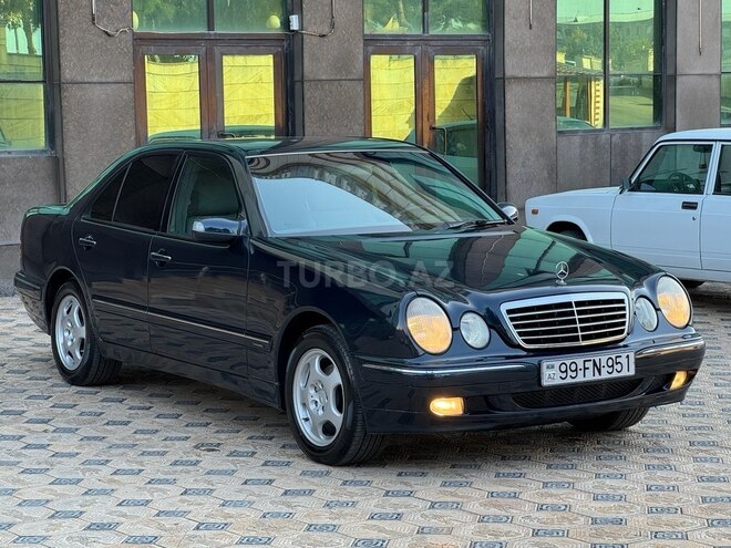Mercedes E 220 1999, 278,500 km - 2.2 l - Gəncə