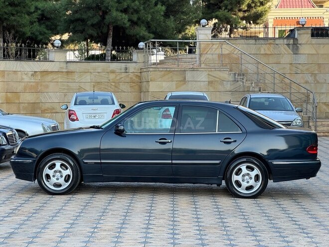 Mercedes E 220 1999, 278,500 km - 2.2 l - Gəncə
